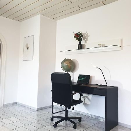 Grosse 130Qm Ferienwohnung Mit Whirlpool Sulzbach (Saarland) Exterior foto
